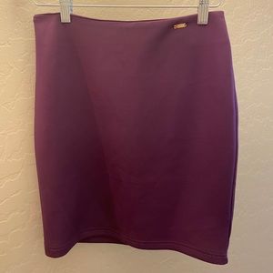 BEBE Skirt never used.